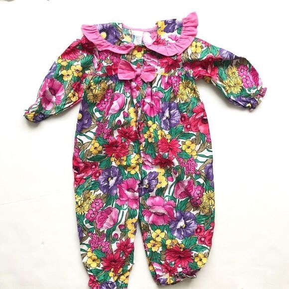 Vintage Other - Vintage Floral print ruffle collar  jumpsuit EUC 24 months